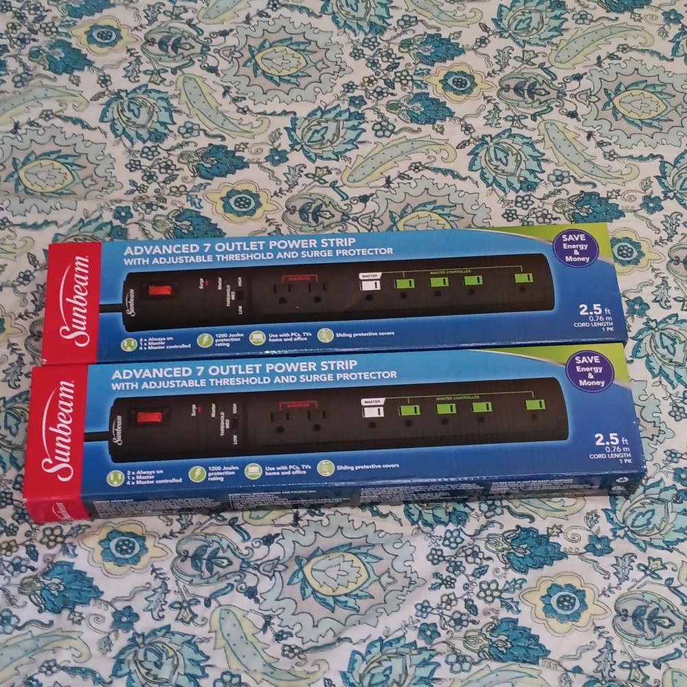 Sunbeam Black 7-Outlet Power Strip with Surge Protector
